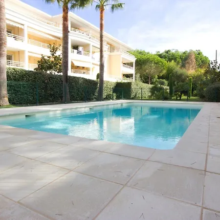 Golfe Juan - 4 People - Swimming Pool - Private Parking Дом отдыха *